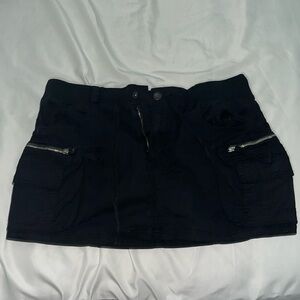 AE Snappy Stretch High-Waisted Cargo Mini Skort